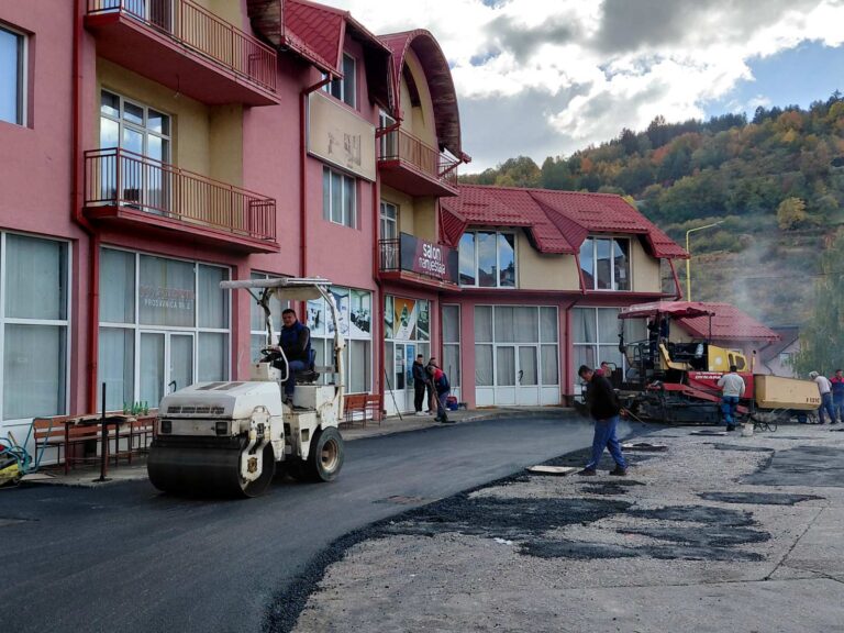 ВЛАСЕНИЦА ВЕЛИКО ГРАДИЛИШТЕ: РИЈЕШЕНИ ДЕЦЕНИЈСКИ ИНФРАСТРУКТУРНИ ПРОБЛЕМИ, У ТОКУ БРОЈНИ КАПИТАЛНИ ПРОЈЕКТИ